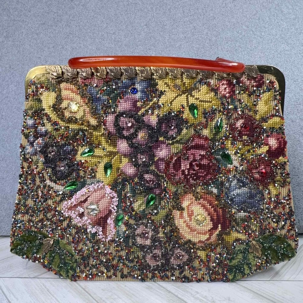 Vintage 1950s Soure' NY Bag Beaded Floral Evening Purse Lucite Handle‎ Handbag